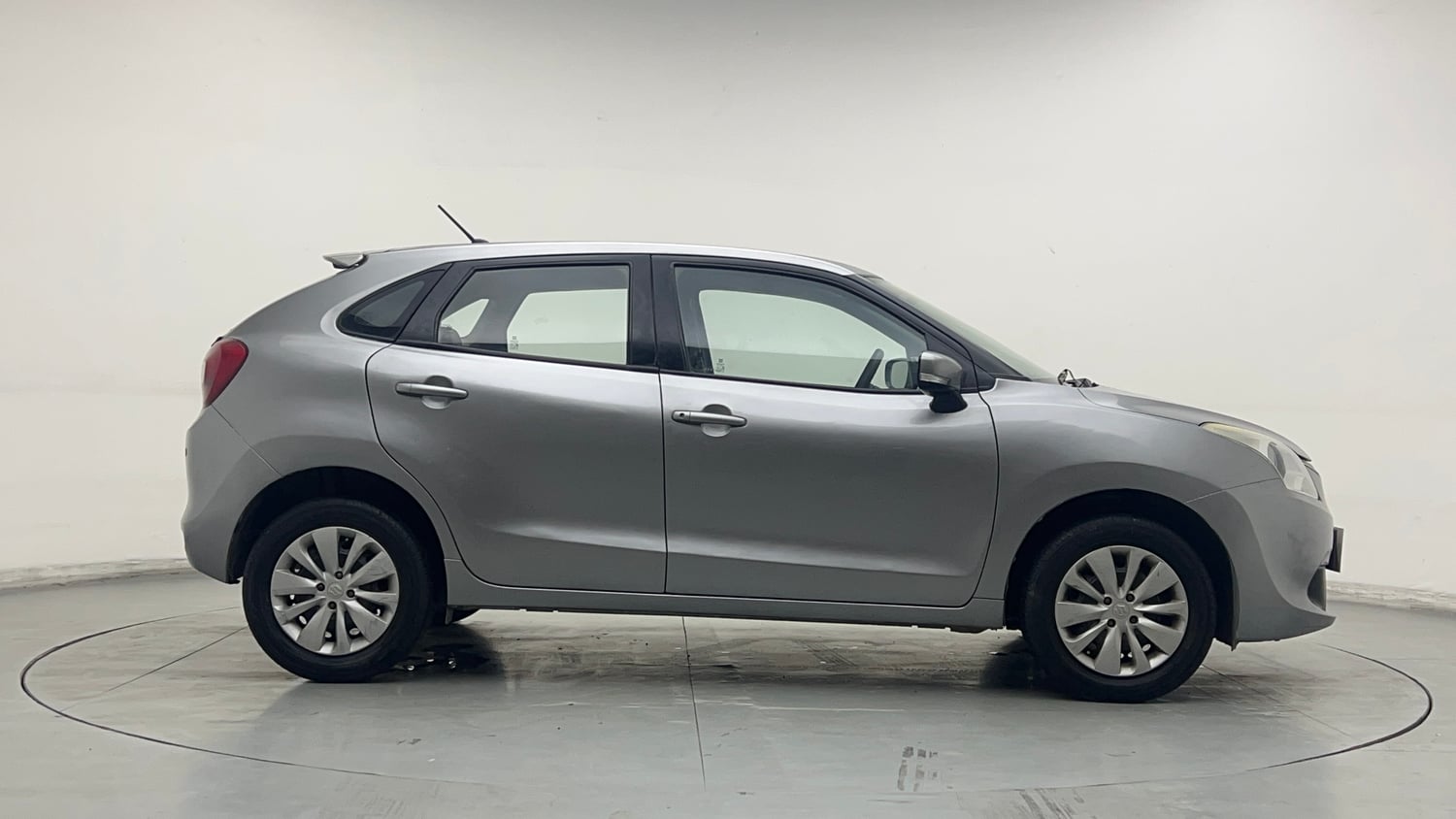 Used 2017 Maruti Suzuki Baleno Delta 1.2 Petrol Manual exterior RIGHT SIDE VIEW