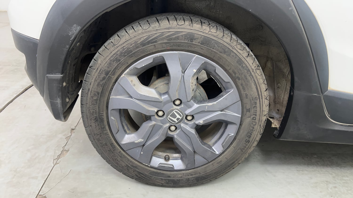 Used 2019 Honda WR-V VX MT Diesel Diesel Manual tyres RIGHT REAR TYRE RIM VIEW
