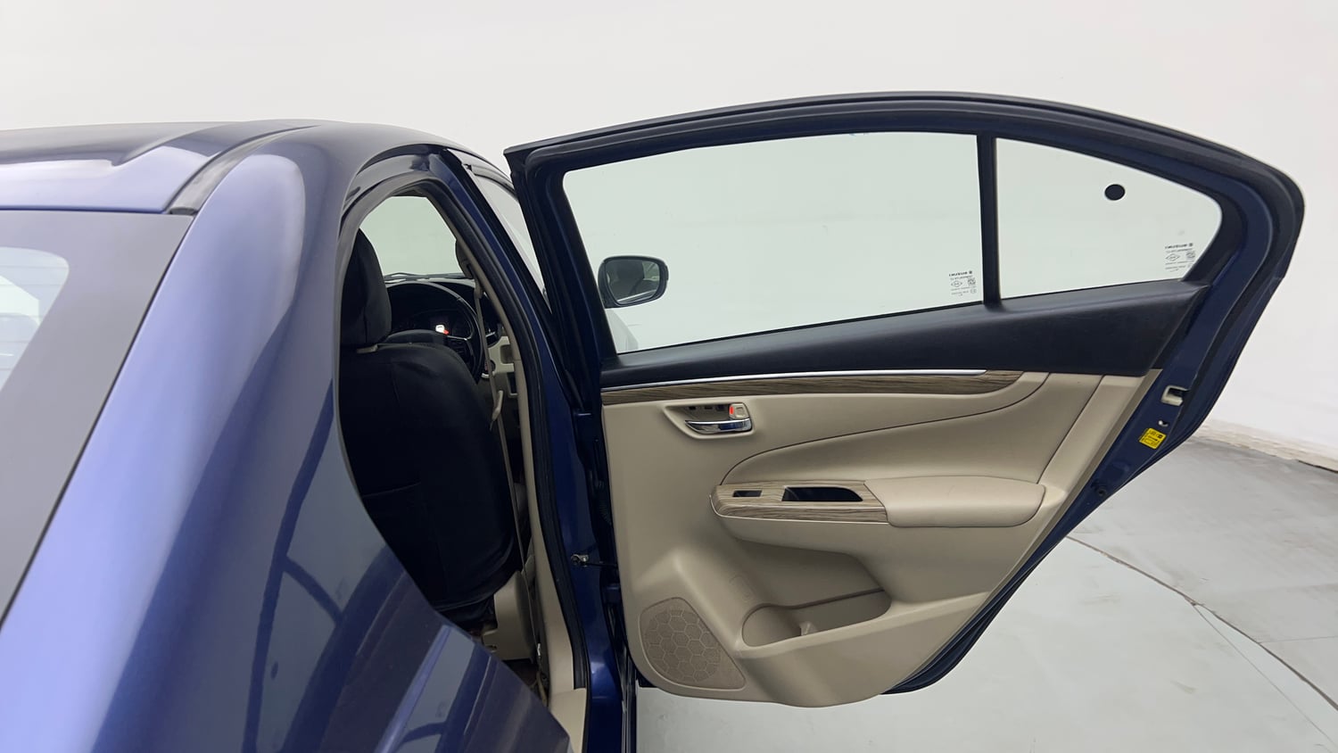 Used 2020 Maruti Suzuki Ciaz Alpha Hybrid 1.5 Petrol Manual interior RIGHT REAR DOOR OPEN VIEW
