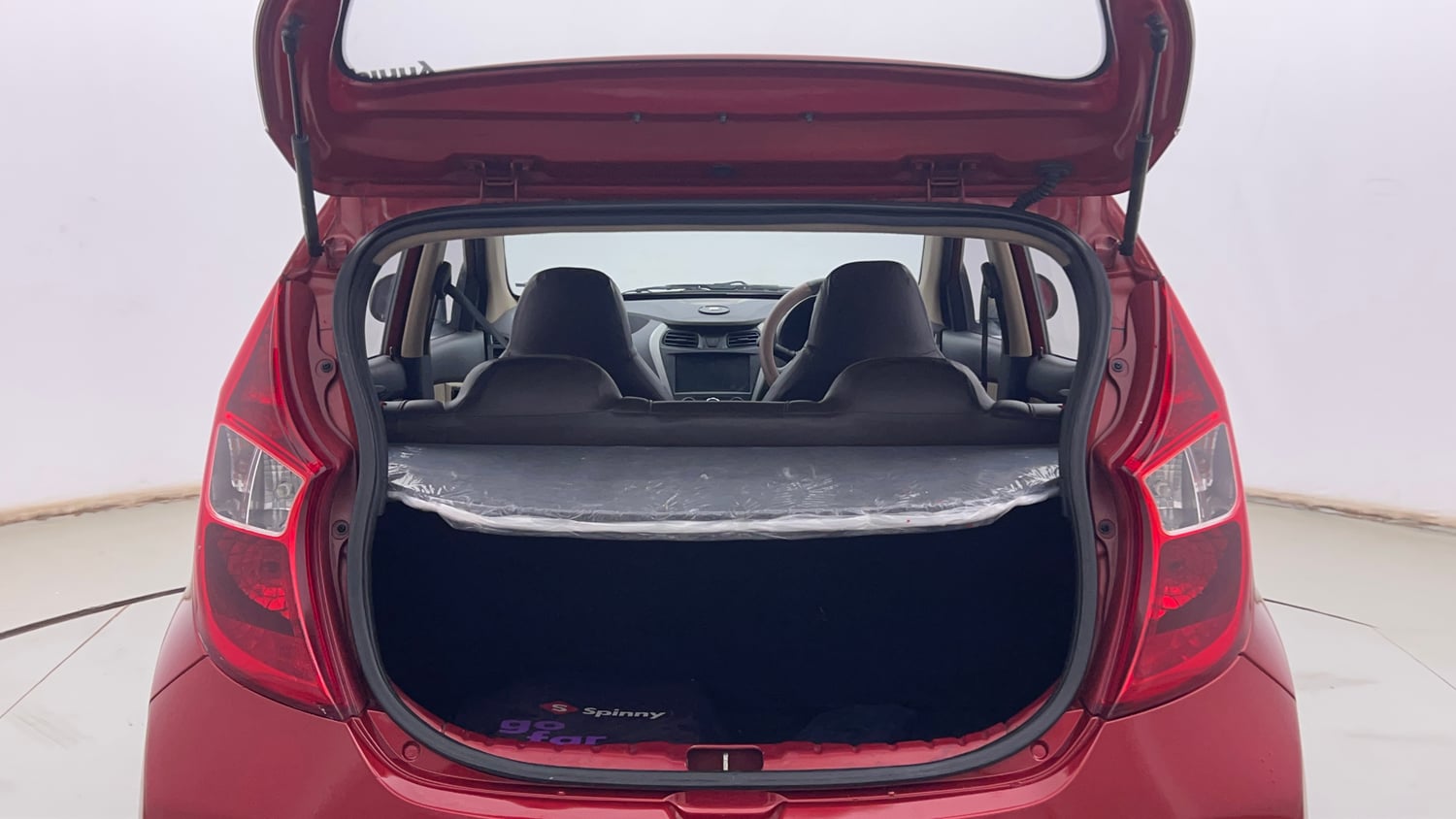 Used 2013 Hyundai Eon D-Lite + Petrol Manual interior DICKY INSIDE VIEW