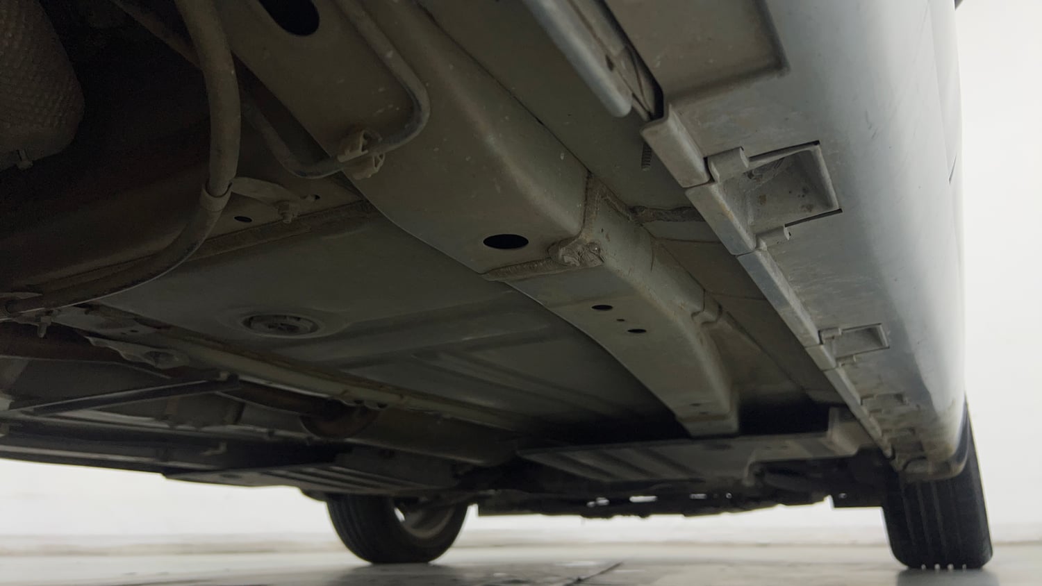 Used 2024 Maruti Suzuki Baleno Alpha MT Petrol Manual extra REAR RIGHT UNDERBODY VIEW