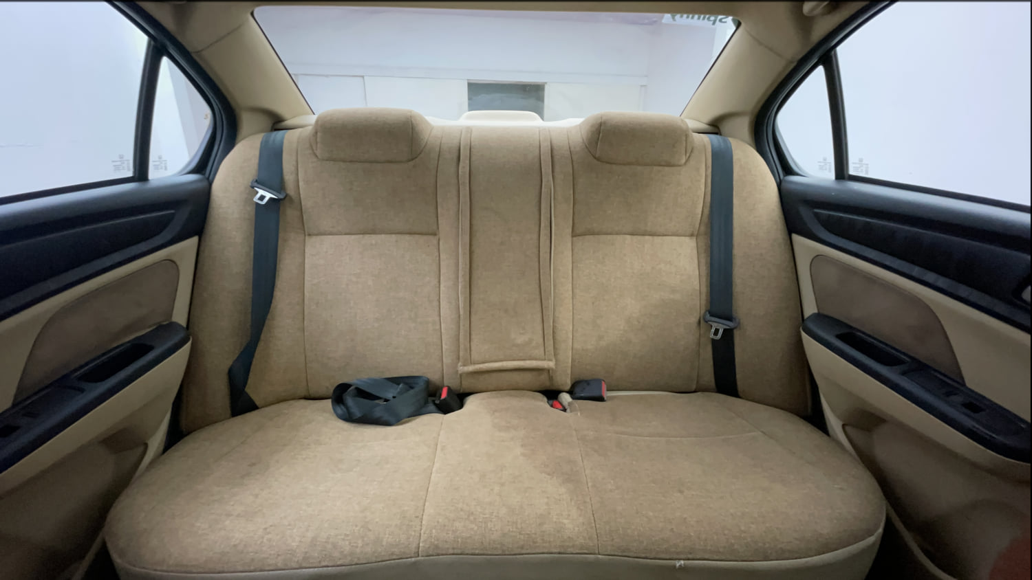 Used 2018 Honda Amaze 1.2 S MT Petrol Petrol Manual interior REAR SEAT CONDITION VIEW