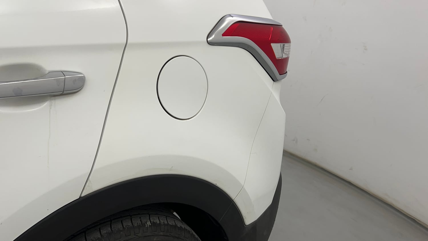 Used 2020 Hyundai Creta SX 1.6 AT CRDi Diesel Automatic dents MINOR SCRATCH