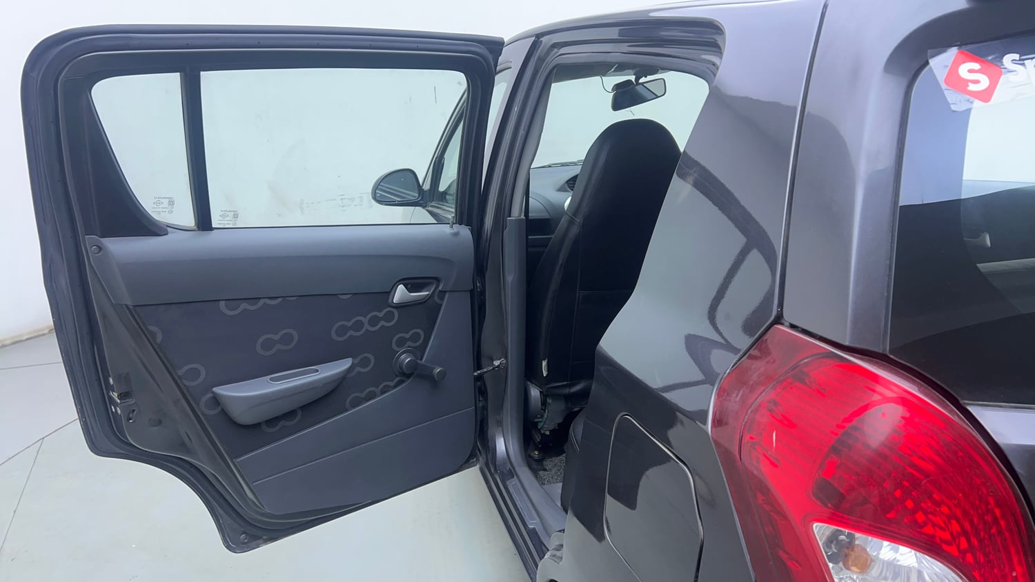 Used 2014 Maruti Suzuki Alto 800 Vxi Petrol Manual interior LEFT REAR DOOR OPEN VIEW