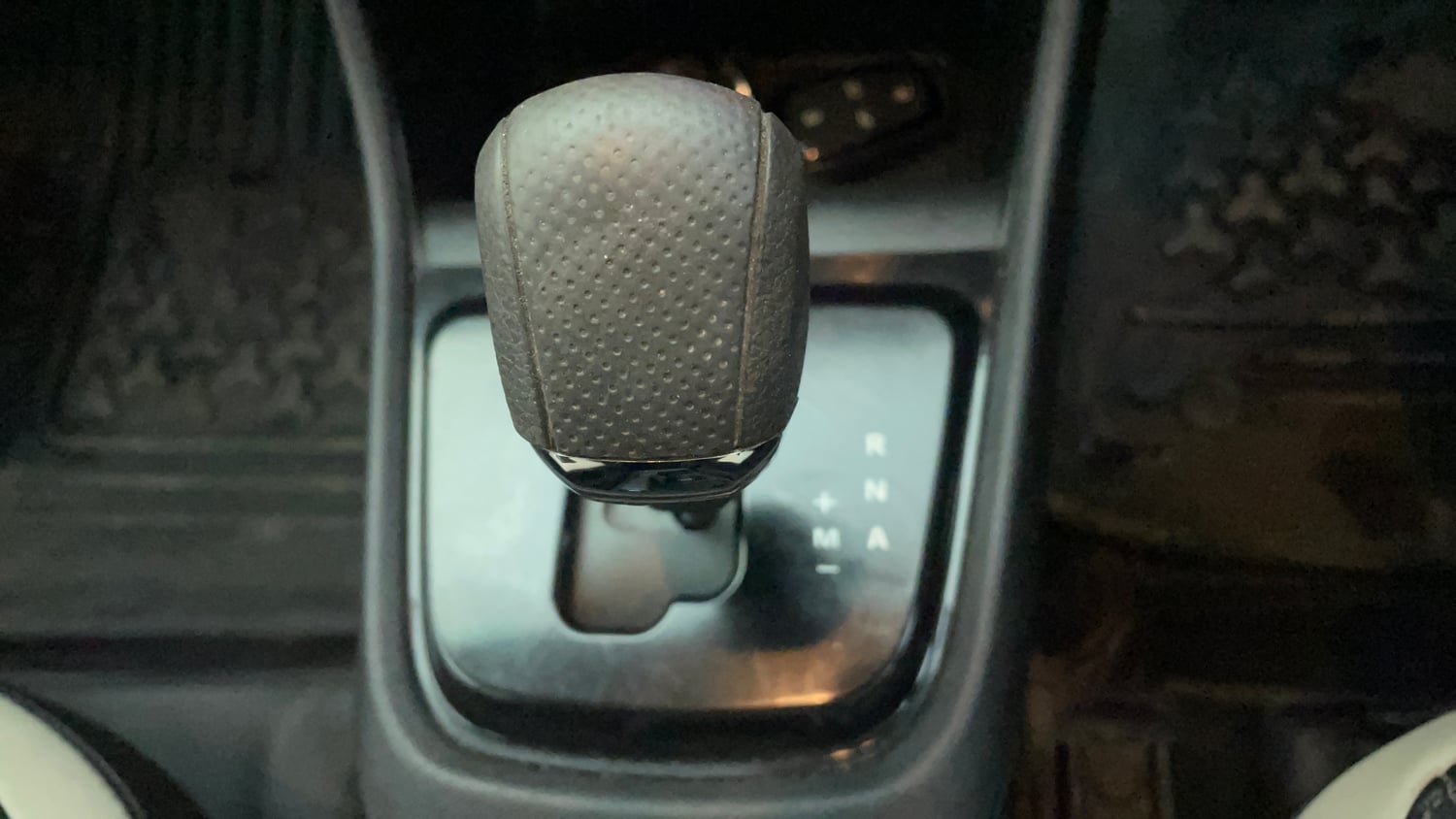 Used 2023 Tata Punch Accomplished AMT Petrol Automatic interior GEAR  KNOB VIEW