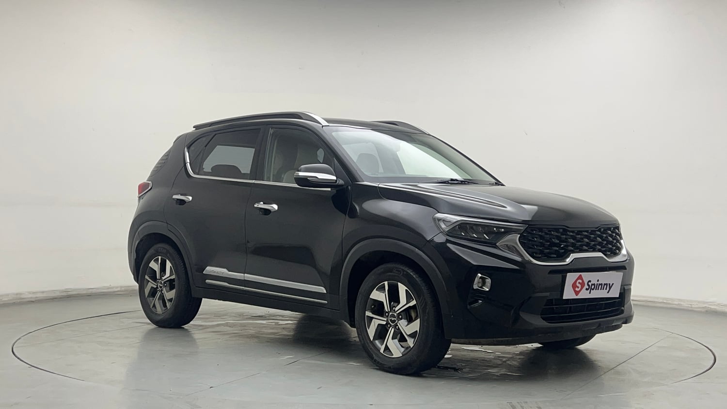 Used 2022 Kia Sonet HTX Plus 1.5 Diesel Manual exterior RIGHT FRONT CORNER VIEW