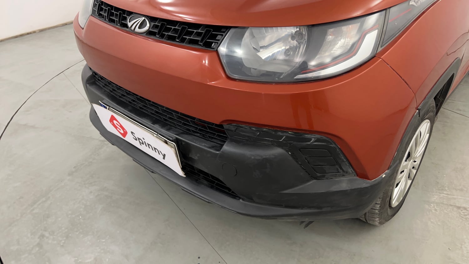 Used 2016 Mahindra KUV100 K4 5 STR Petrol Manual dents MINOR SCRATCH