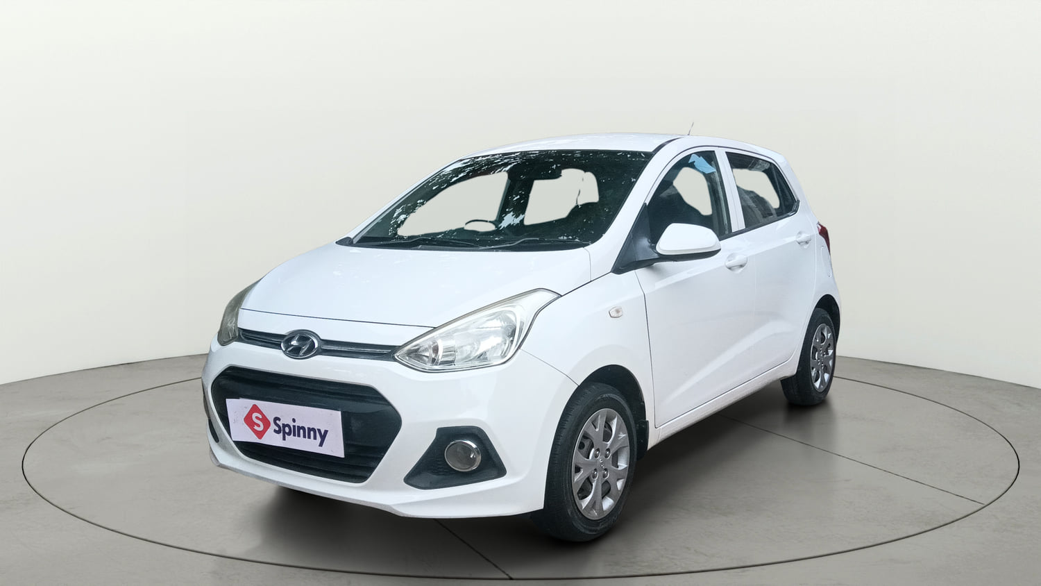 Used 2016 Hyundai Grand i10 Magna 1.2 Kappa VTVT Petrol Manual exterior LEFT FRONT CORNER VIEW