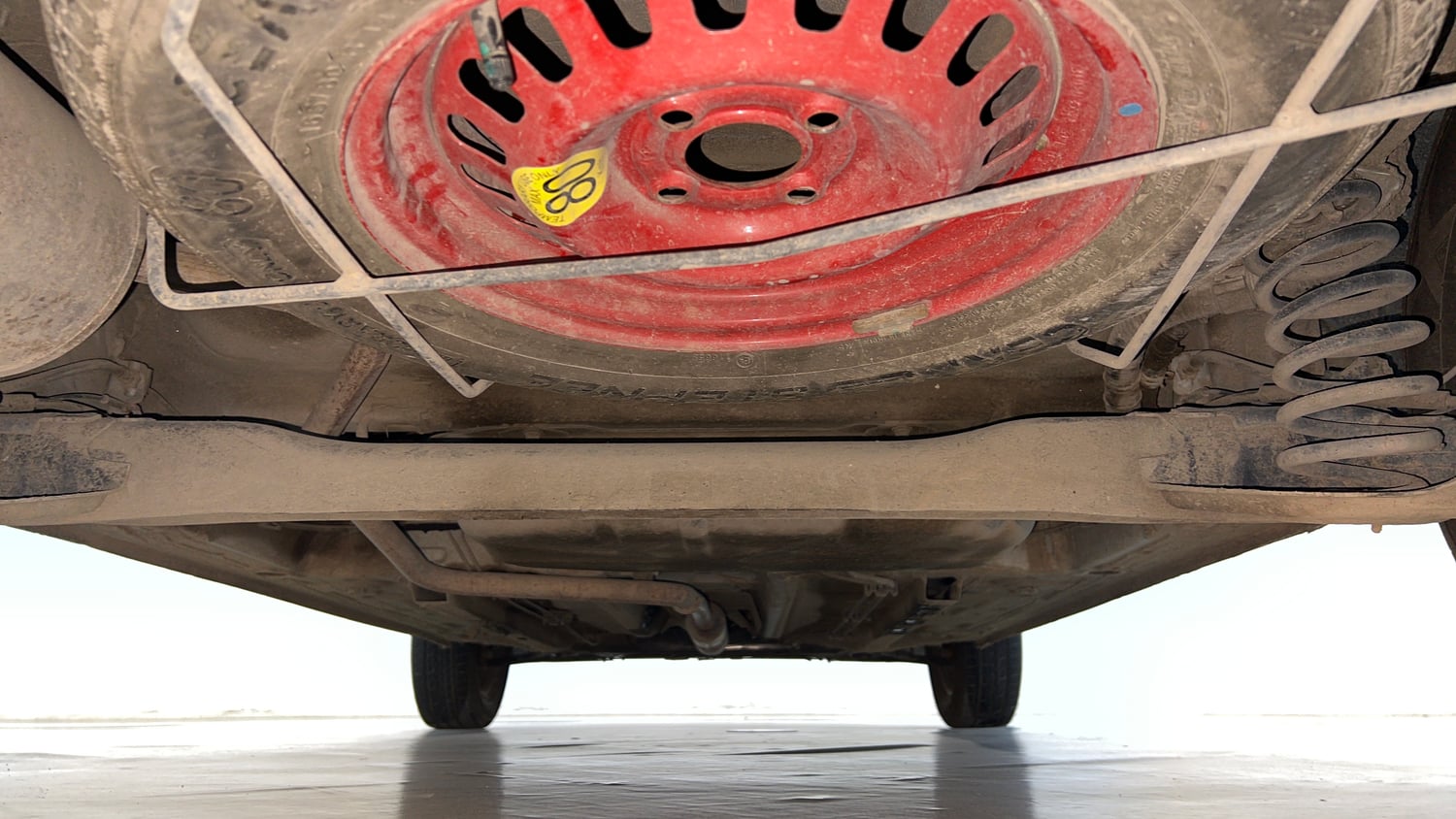 Used 2021 Renault Triber RXZ EASY-R AMT Petrol Automatic extra REAR UNDERBODY VIEW (TAKEN FROM REAR)