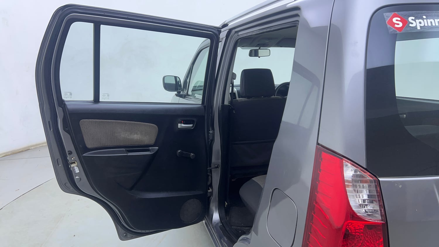 Used 2014 Maruti Suzuki Wagon R LXI Petrol Manual interior LEFT REAR DOOR OPEN VIEW