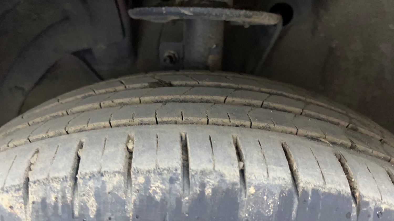 Used 2024 Maruti Suzuki Baleno Alpha MT Petrol Manual tyres LEFT FRONT TYRE TREAD VIEW