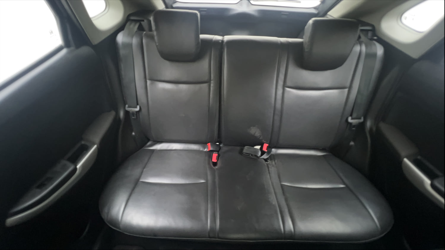 Used 2017 Maruti Suzuki Baleno Delta 1.2 Petrol Manual interior REAR SEAT CONDITION VIEW