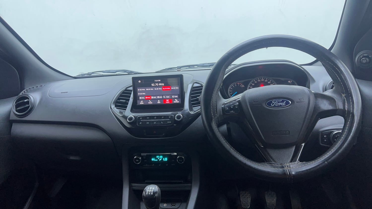 Used 2020 Ford Freestyle Titanium Plus 1.2 Ti-VCT Petrol Manual interior DASHBOARD VIEW