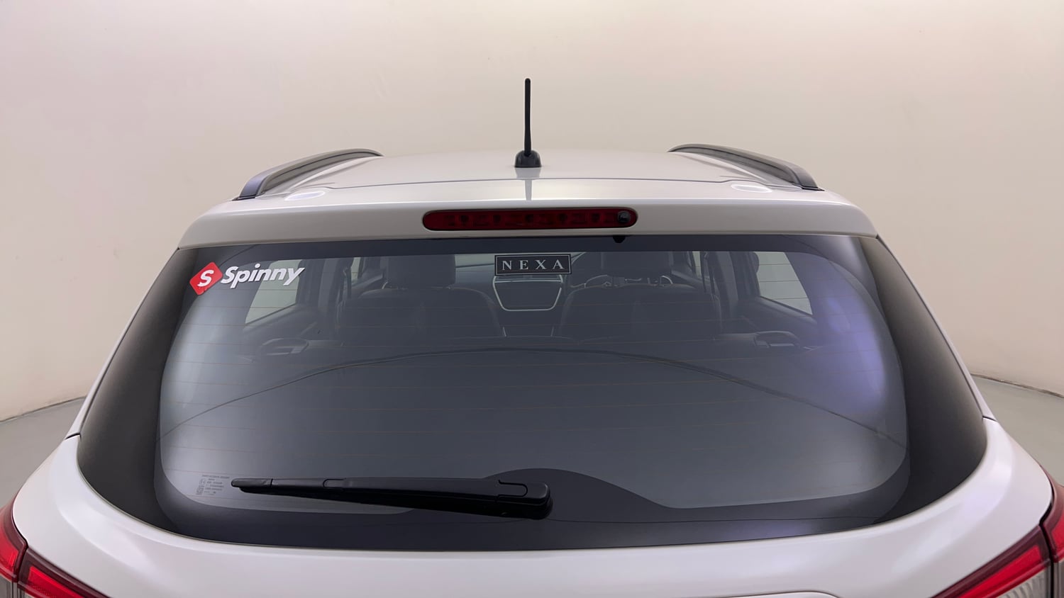 Used 2016 Maruti Suzuki S-Cross Zeta 1.3 Diesel Manual exterior BACK WINDSHIELD VIEW