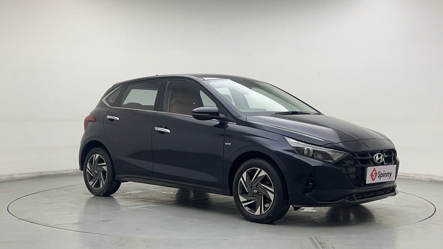 Used 2021 Hyundai i20 Asta 1.2 IVT Petrol Automatic exterior RIGHT FRONT CORNER VIEW