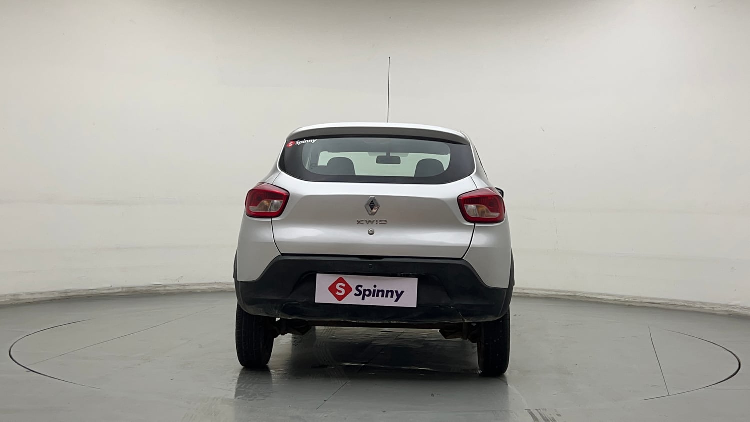 Used 2018 Renault Kwid 1.0 RXL Petrol Manual exterior BACK VIEW