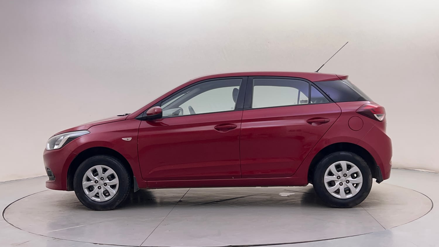 Used 2017 Hyundai Elite i20 Magna Executive 1.2 Petrol Manual exterior LEFT SIDE VIEW