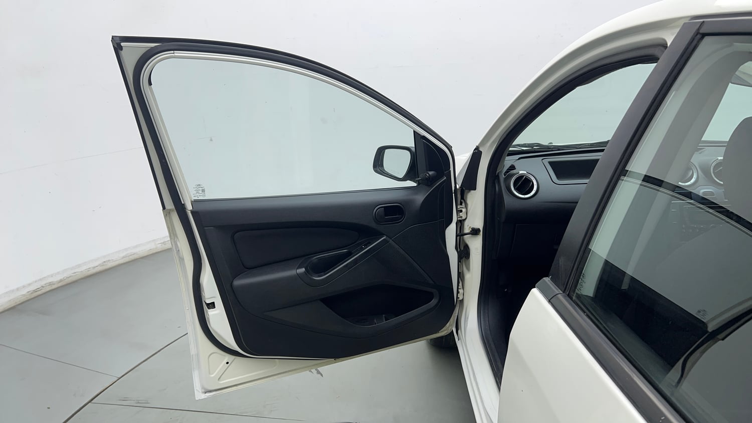 Used 2014 Ford Figo Duratec Petrol EXI 1.2 Petrol Manual interior LEFT FRONT DOOR OPEN VIEW