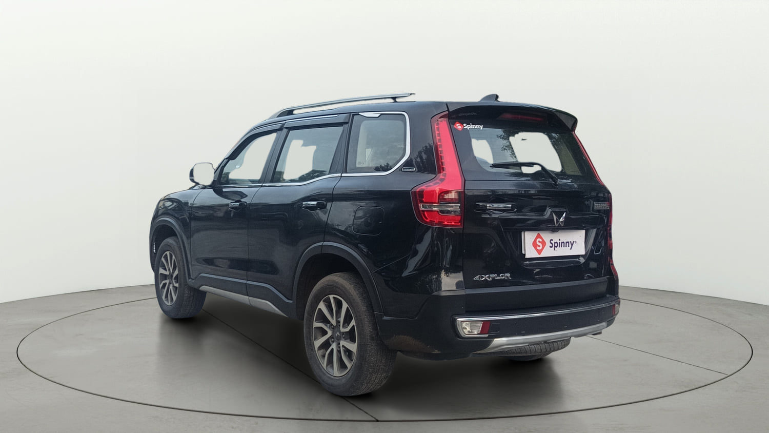 Used 2022 Mahindra Scorpio N Z8 L Diesel AT 4WD 7 STR Diesel Automatic exterior LEFT REAR CORNER VIEW