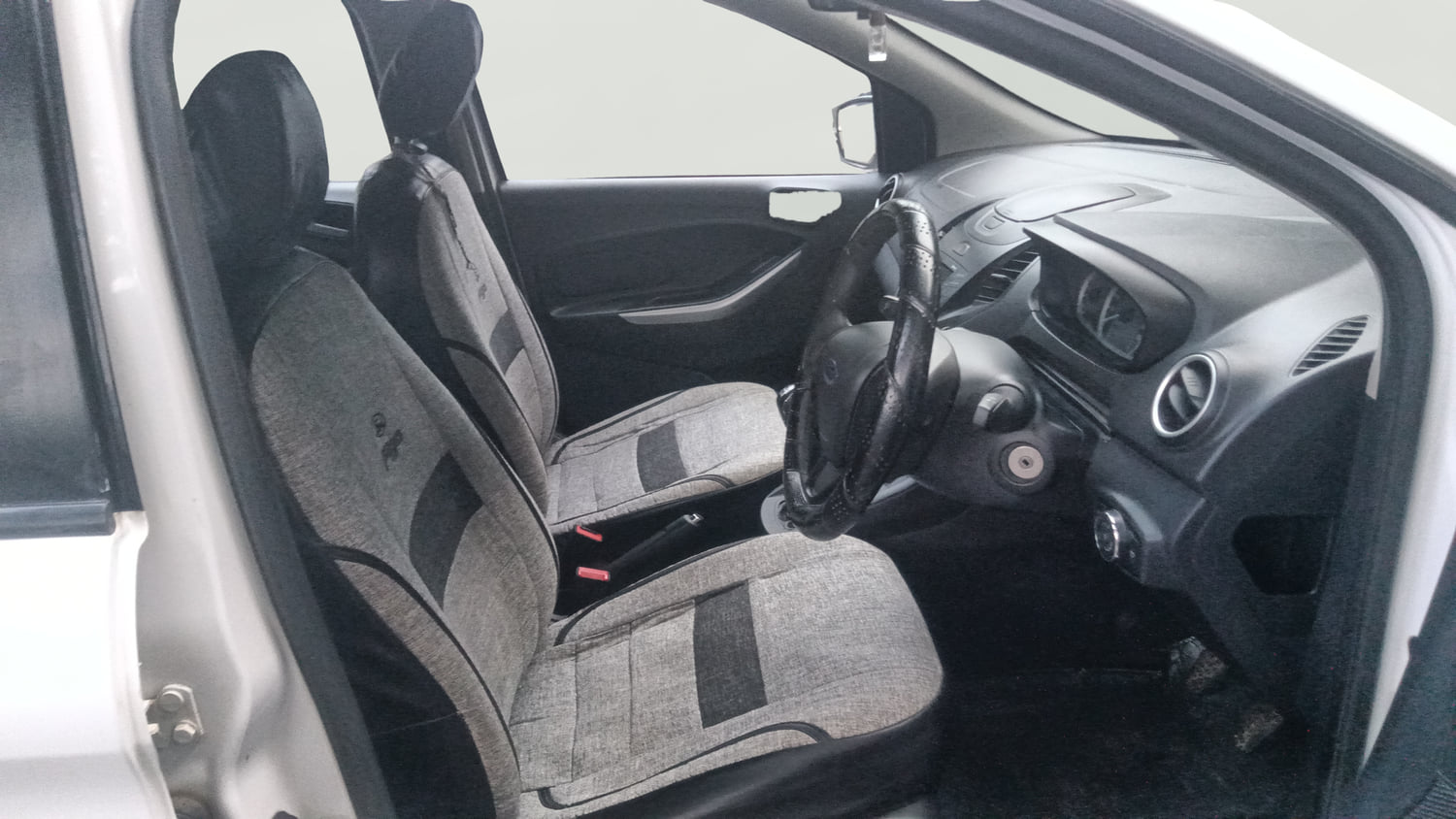 Used 2017 Ford Figo Trend 1.2 Ti-VCT Petrol Manual interior RIGHT SIDE FRONT DOOR CABIN VIEW