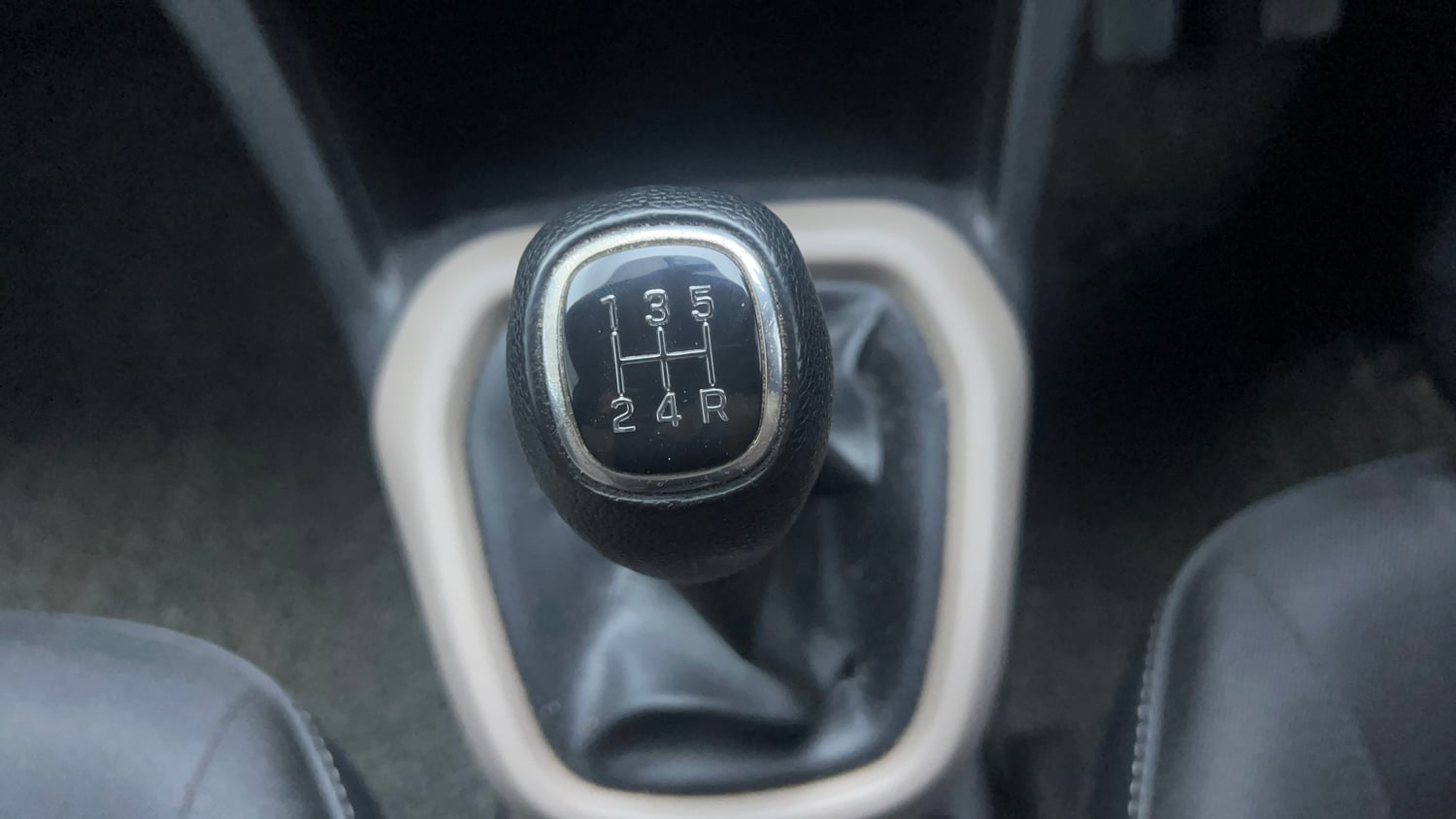 Used 2015 Hyundai Grand i10 Asta 1.2 Kappa VTVT Petrol Manual interior GEAR  KNOB VIEW