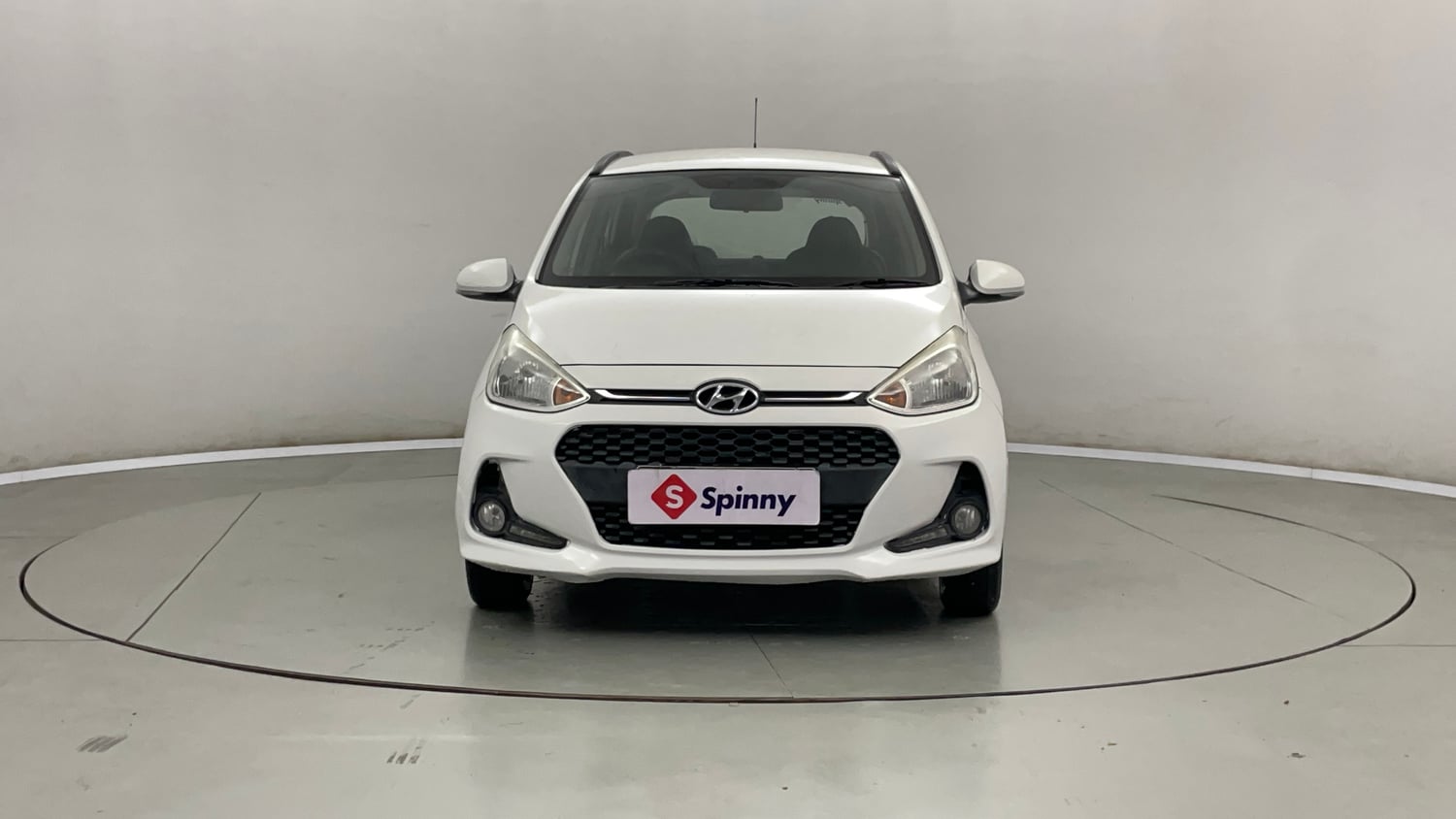 Used 2017 Hyundai Grand i10 Sportz (O) 1.2 Kappa VTVT Petrol Manual exterior FRONT VIEW