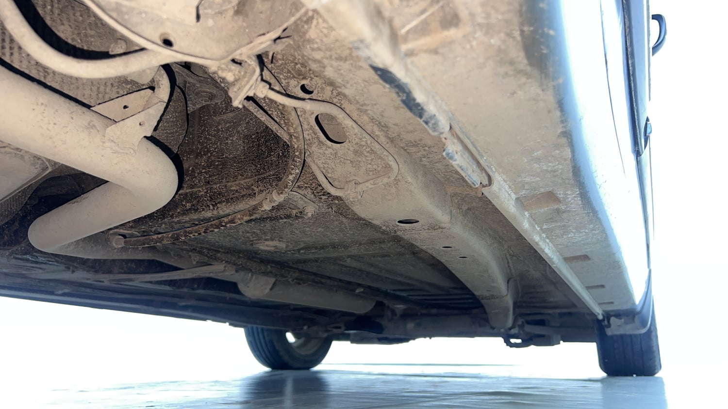 Used 2017 Maruti Suzuki Baleno Zeta 1.3 Diesel Manual extra REAR RIGHT UNDERBODY VIEW