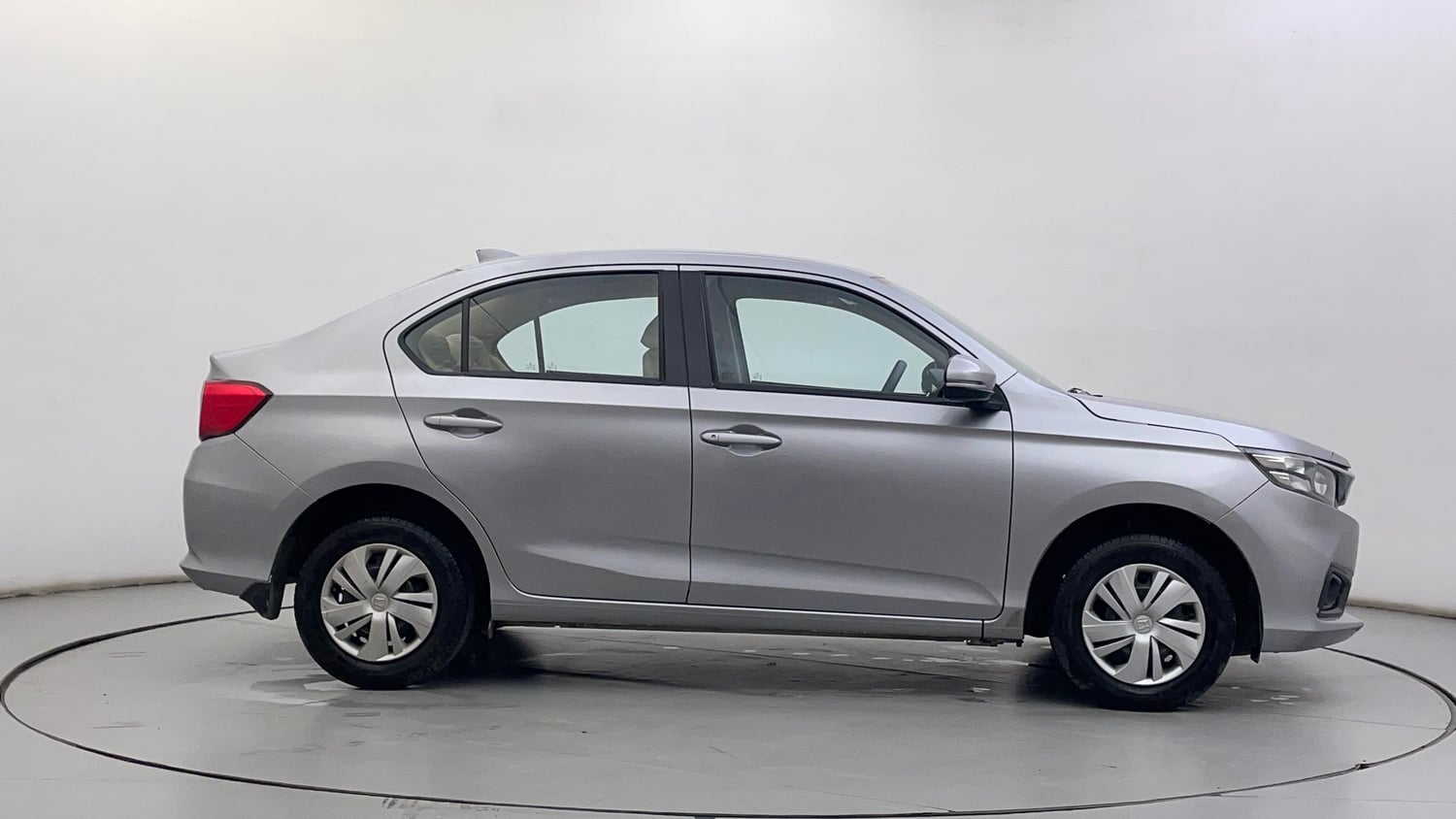 Used 2018 Honda Amaze 1.2 S MT Petrol Petrol Manual exterior RIGHT SIDE VIEW