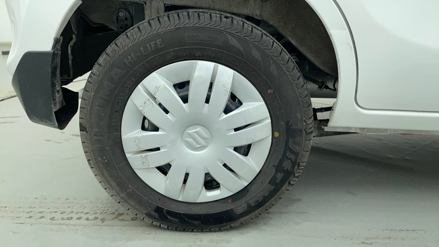 Used 2019 Maruti Suzuki Alto 800 LXi Petrol Manual tyres RIGHT REAR TYRE RIM VIEW