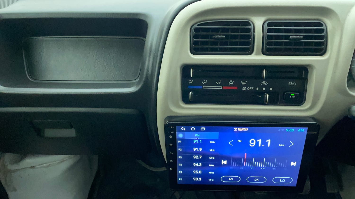 Used 2021 Maruti Suzuki Eeco 5 STR WITH A/C+HTR Petrol Manual interior MUSIC SYSTEM & AC CONTROL VIEW
