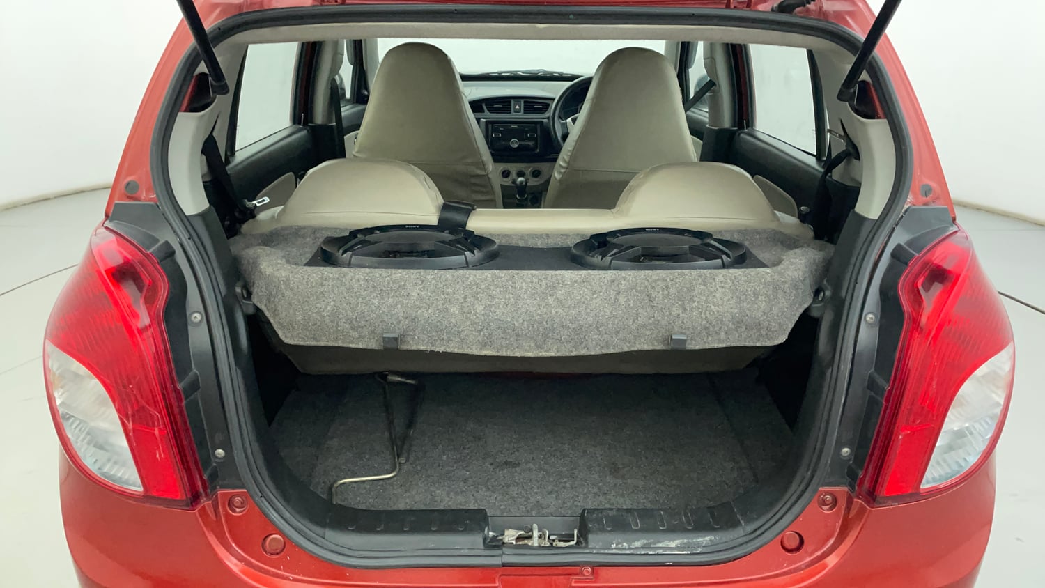 Used 2019 Maruti Suzuki Alto 800 VXi Petrol Manual interior DICKY INSIDE VIEW