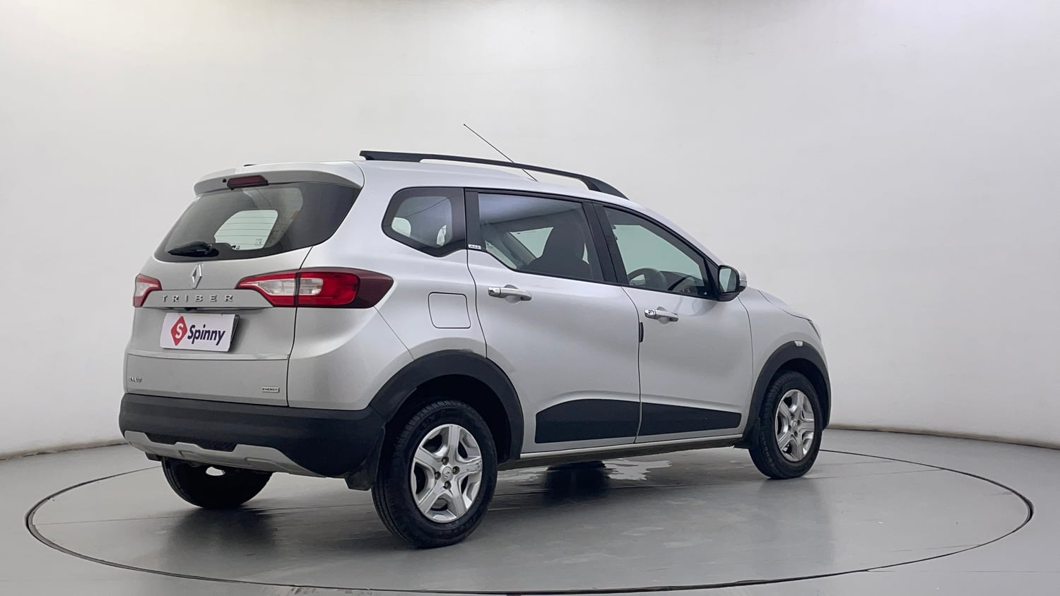 Used 2019 Renault Triber RXZ Petrol Manual exterior RIGHT REAR CORNER VIEW