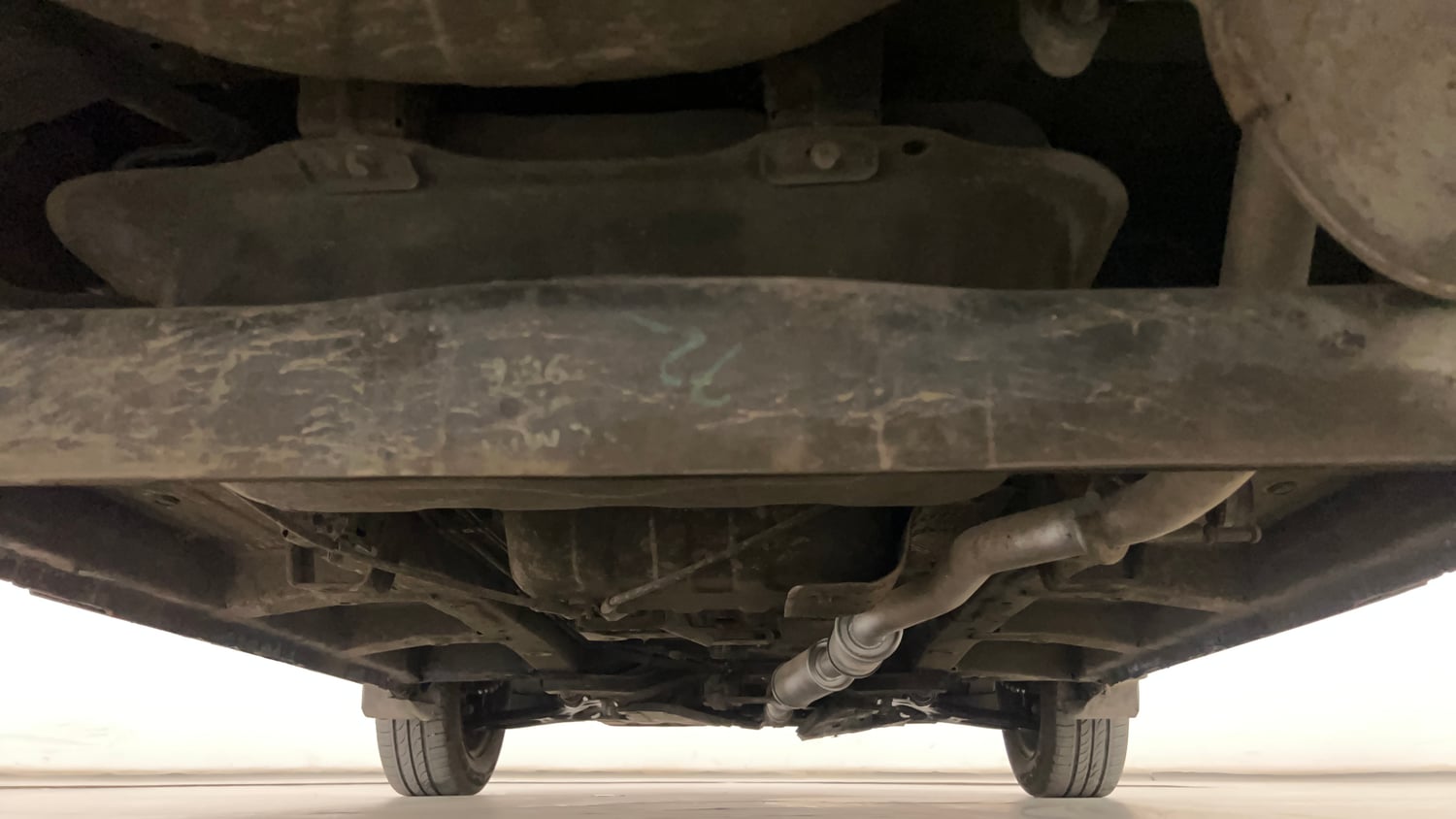 Used 2016 Mahindra KUV100 K4 5 STR Petrol Manual extra REAR UNDERBODY VIEW (TAKEN FROM REAR)