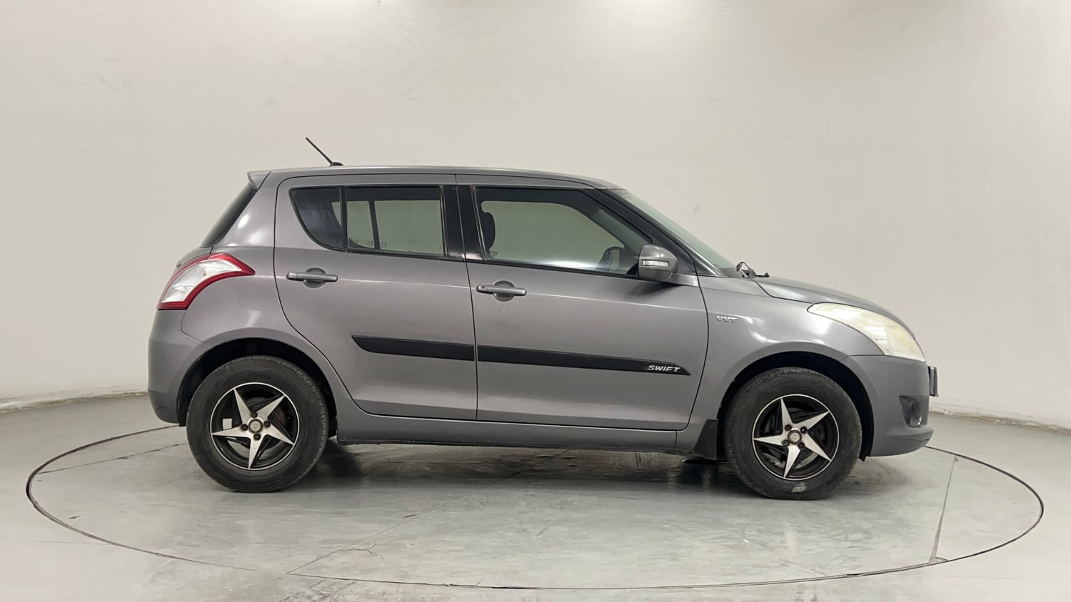Used 2012 Maruti Suzuki Swift VXi Petrol Manual exterior RIGHT SIDE VIEW