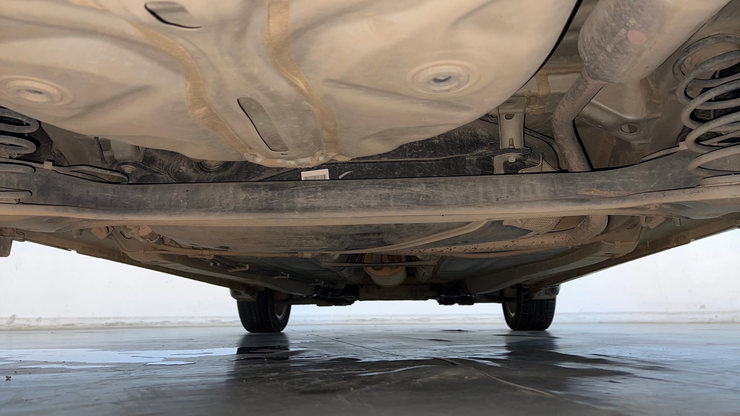 Used 2018 Maruti Suzuki Baleno Alpha 1.2 Petrol Manual extra REAR UNDERBODY VIEW (TAKEN FROM REAR)