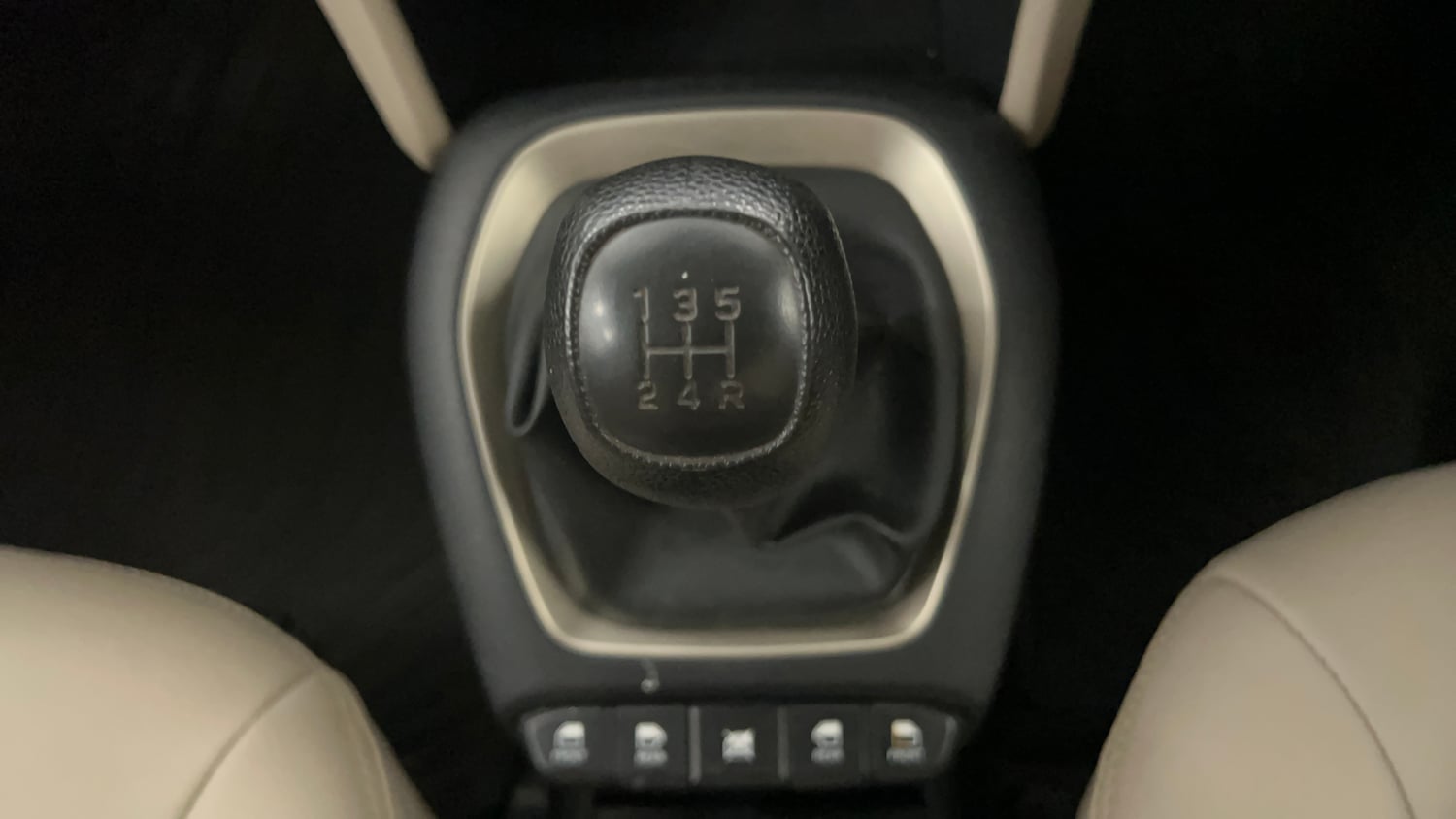 Used 2018 Hyundai Santro Asta Petrol Manual interior GEAR  KNOB VIEW