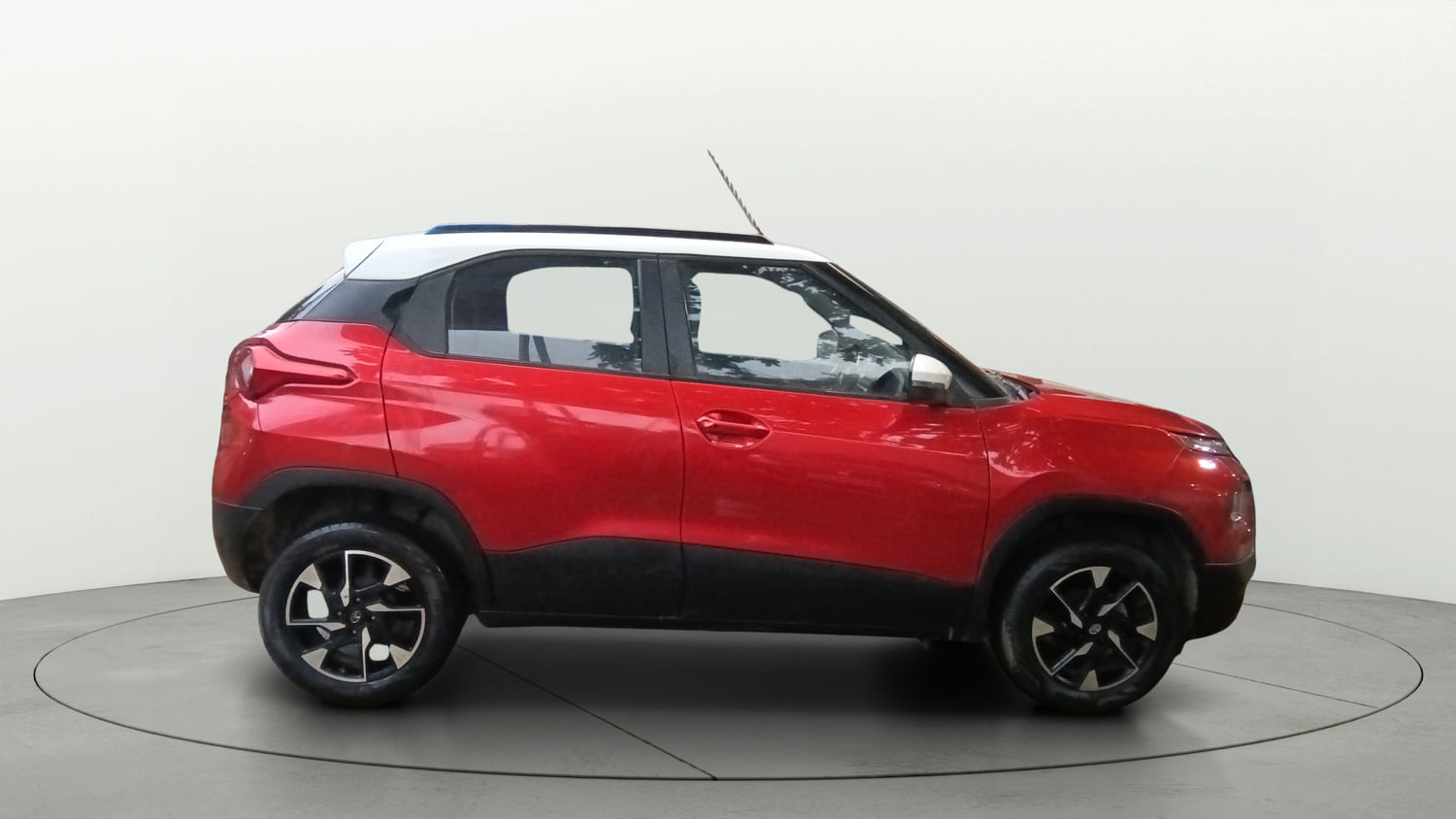 Used 2022 Tata Punch Creative AMT Petrol Automatic exterior RIGHT SIDE VIEW