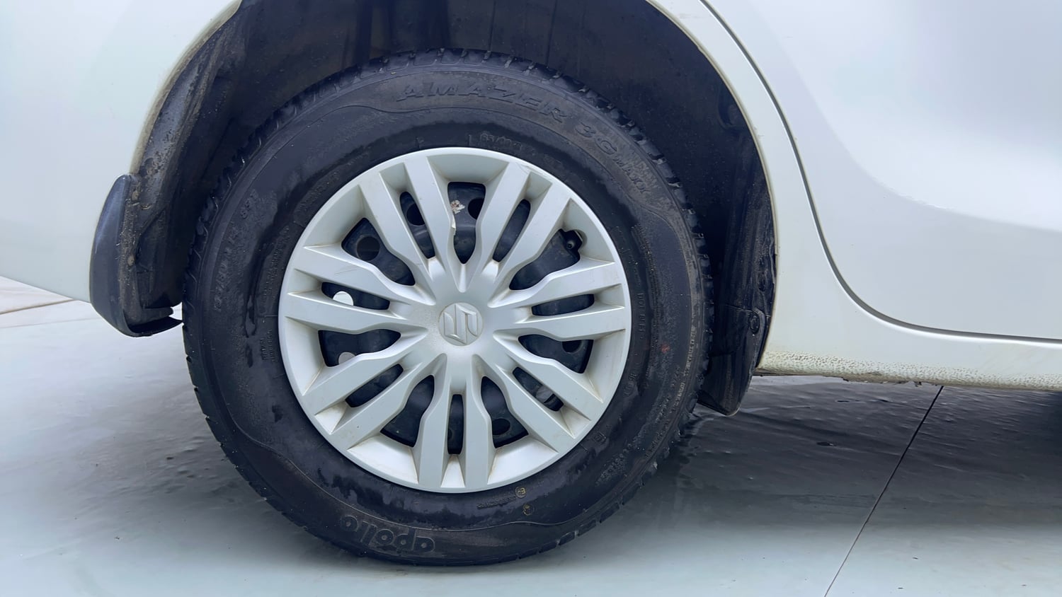 Used 2020 Maruti Suzuki Dzire VXi Petrol Manual tyres RIGHT REAR TYRE RIM VIEW
