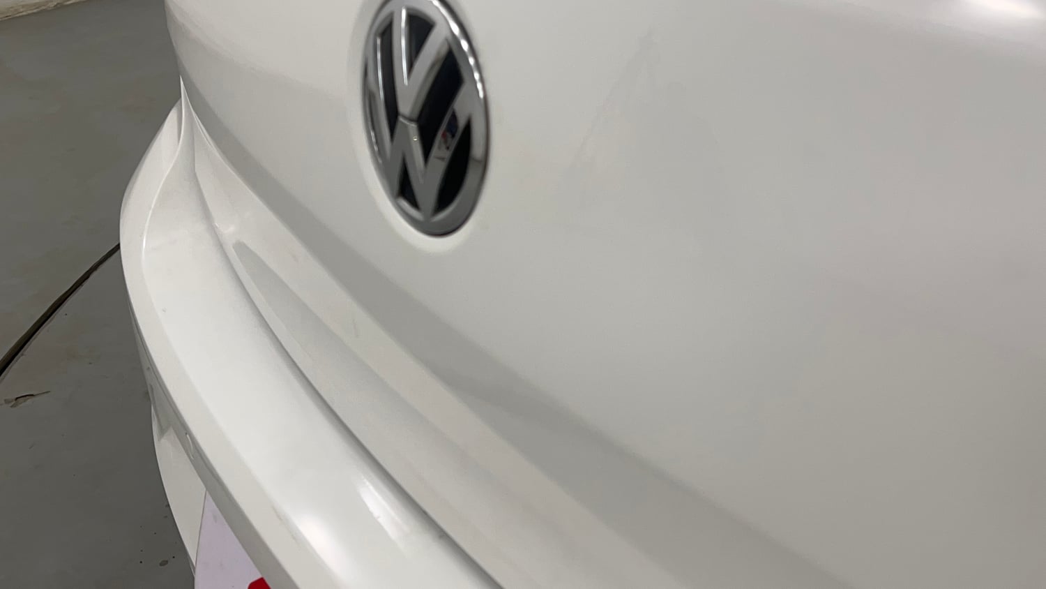 Used 2015 Volkswagen Polo Highline1.2L (P) Petrol Manual dents MINOR SCRATCH