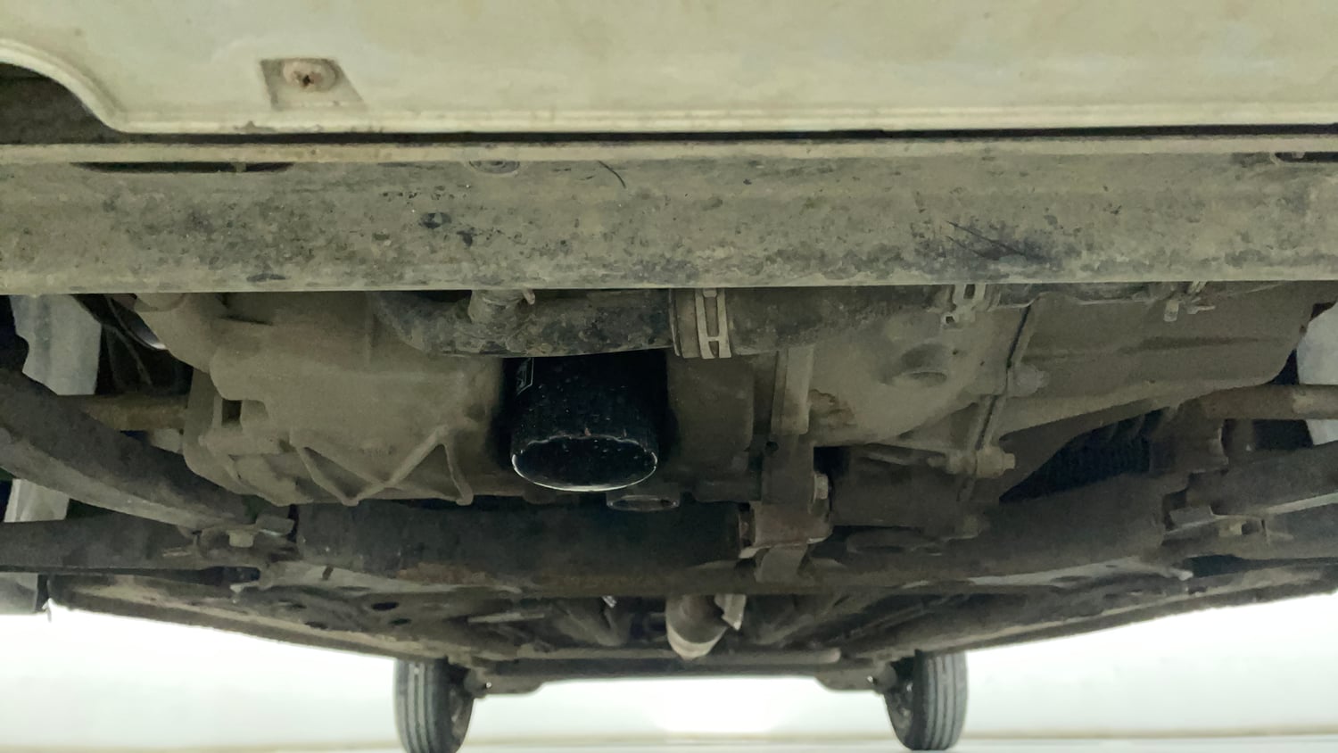 Used 2019 Renault Triber RXZ Petrol Manual extra FRONT LEFT UNDERBODY VIEW