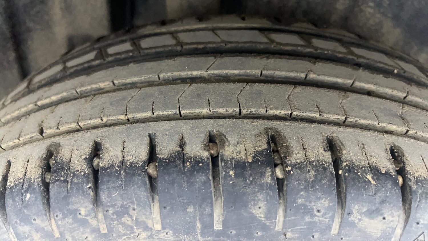 Used 2024 Maruti Suzuki Baleno Alpha MT Petrol Manual tyres RIGHT REAR TYRE TREAD VIEW