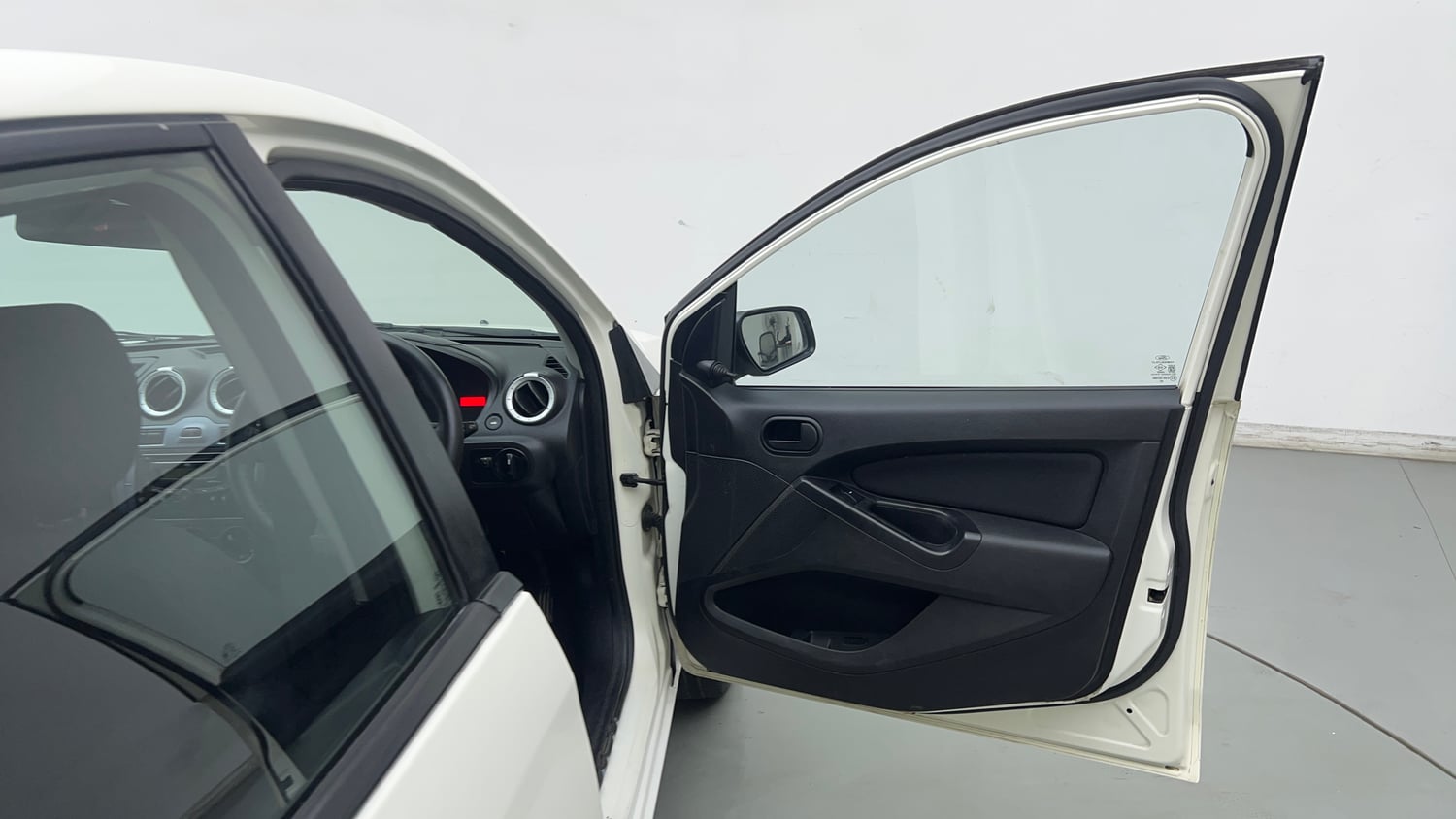 Used 2014 Ford Figo Duratec Petrol EXI 1.2 Petrol Manual interior RIGHT FRONT DOOR OPEN VIEW