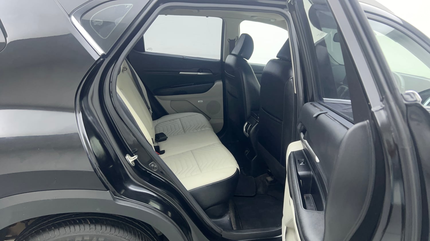 Used 2022 Kia Sonet HTX Plus 1.5 Diesel Manual interior RIGHT SIDE REAR DOOR CABIN VIEW