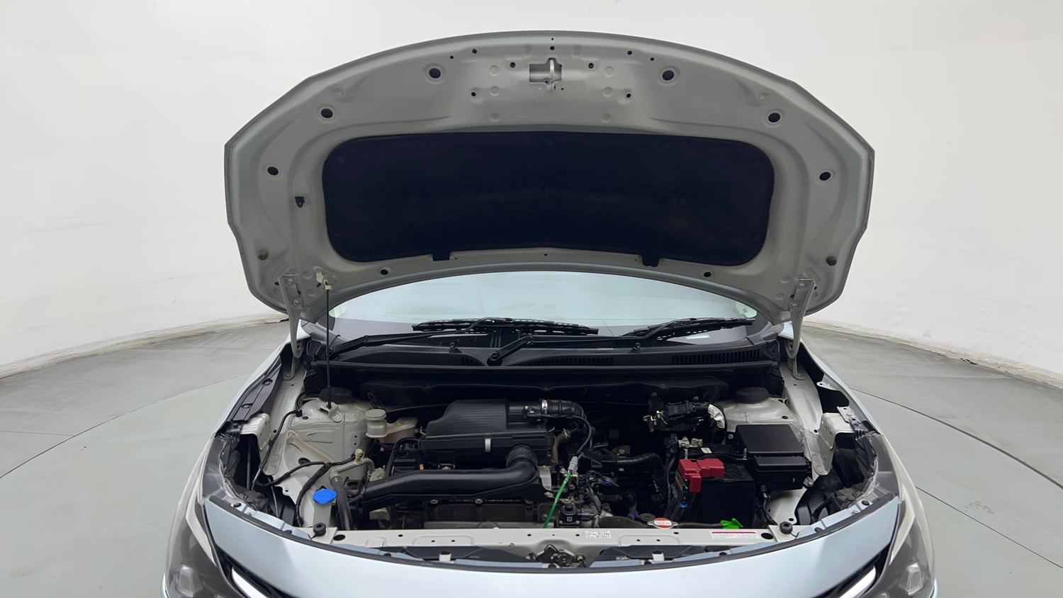 Used 2024 Maruti Suzuki Baleno Alpha MT Petrol Manual engine ENGINE & BONNET OPEN FRONT VIEW