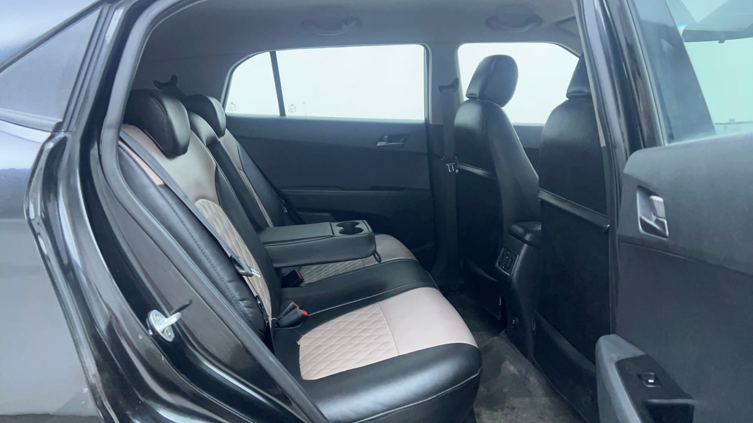 Used 2017 Hyundai Creta 1.6 SX Plus Petrol Petrol Manual interior RIGHT SIDE REAR DOOR CABIN VIEW