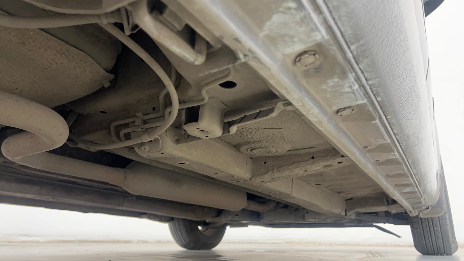 Used 2012 Maruti Suzuki Swift VXi Petrol Manual extra REAR RIGHT UNDERBODY VIEW