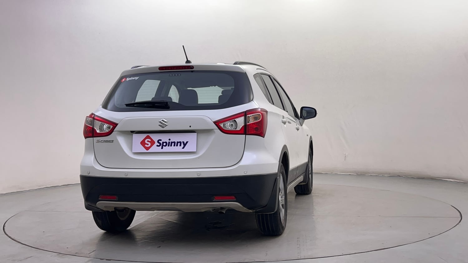 Used 2016 Maruti Suzuki S-Cross Zeta 1.3 Diesel Manual exterior RIGHT REAR CORNER VIEW