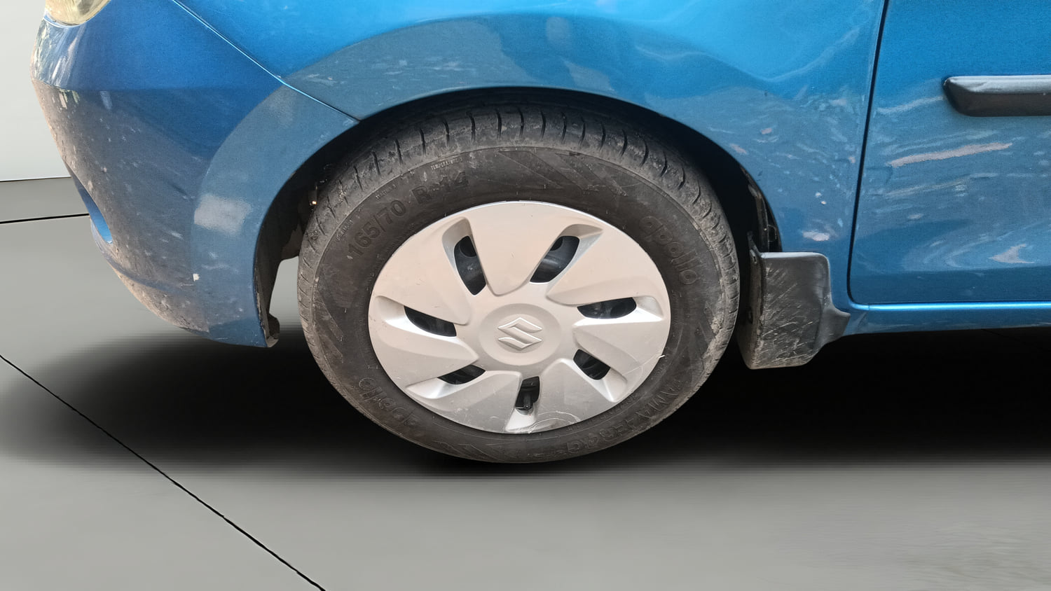 Used 2015 Maruti Suzuki Celerio ZXi Petrol Manual tyres LEFT FRONT TYRE RIM VIEW