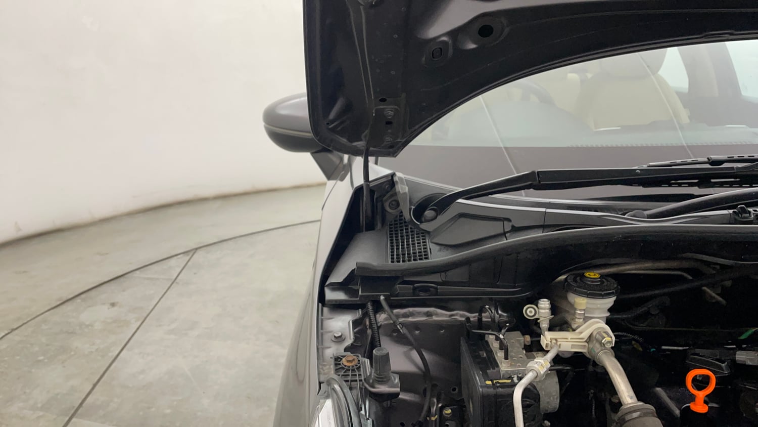 Used 2021 Honda City VX Petrol Petrol Manual engine ENGINE RIGHT SIDE HINGE & APRON VIEW