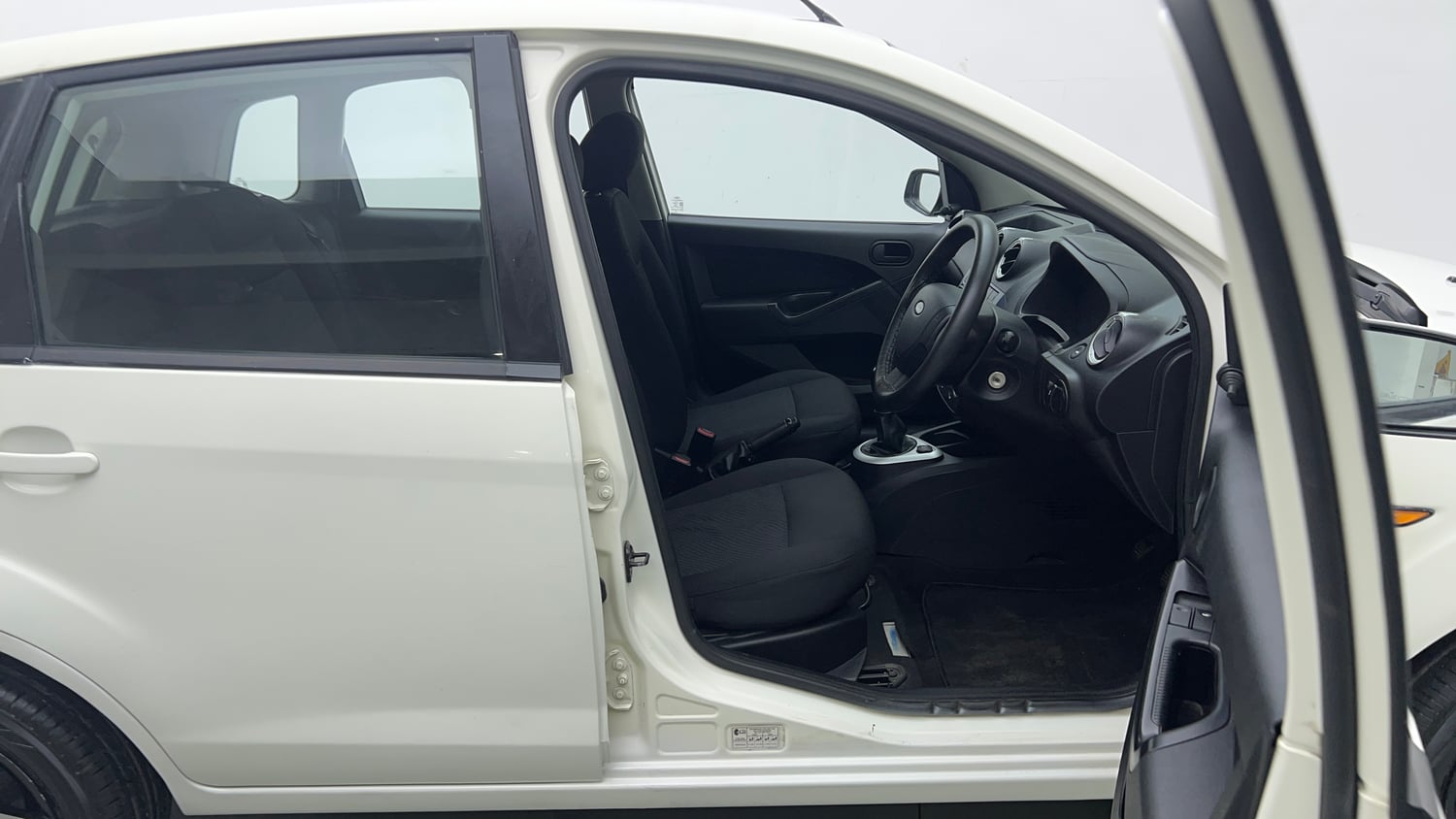 Used 2014 Ford Figo Duratec Petrol EXI 1.2 Petrol Manual interior RIGHT SIDE FRONT DOOR CABIN VIEW